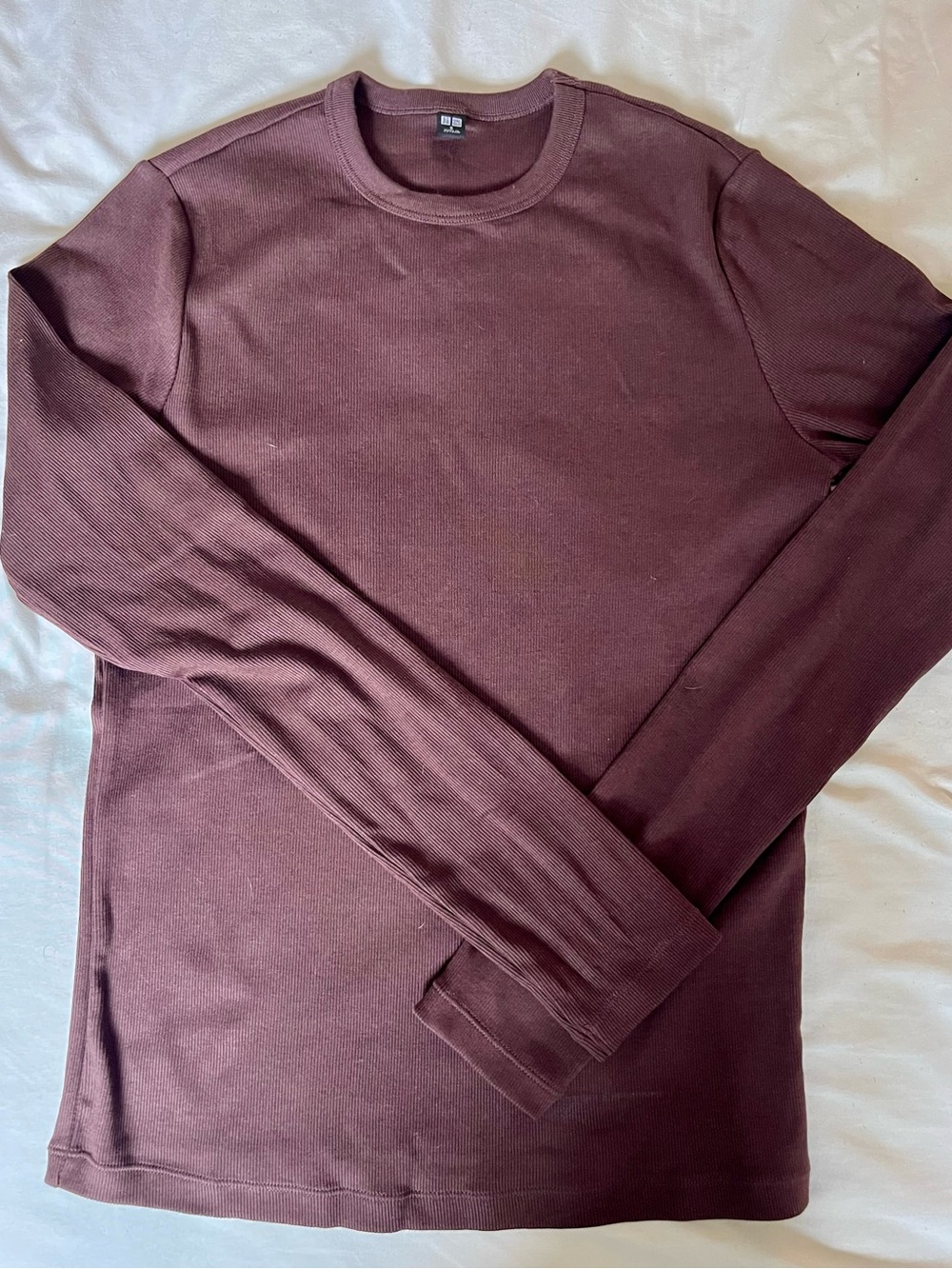 Uniqlo Long Sleeve Ribbed Tee in Brown Size Small